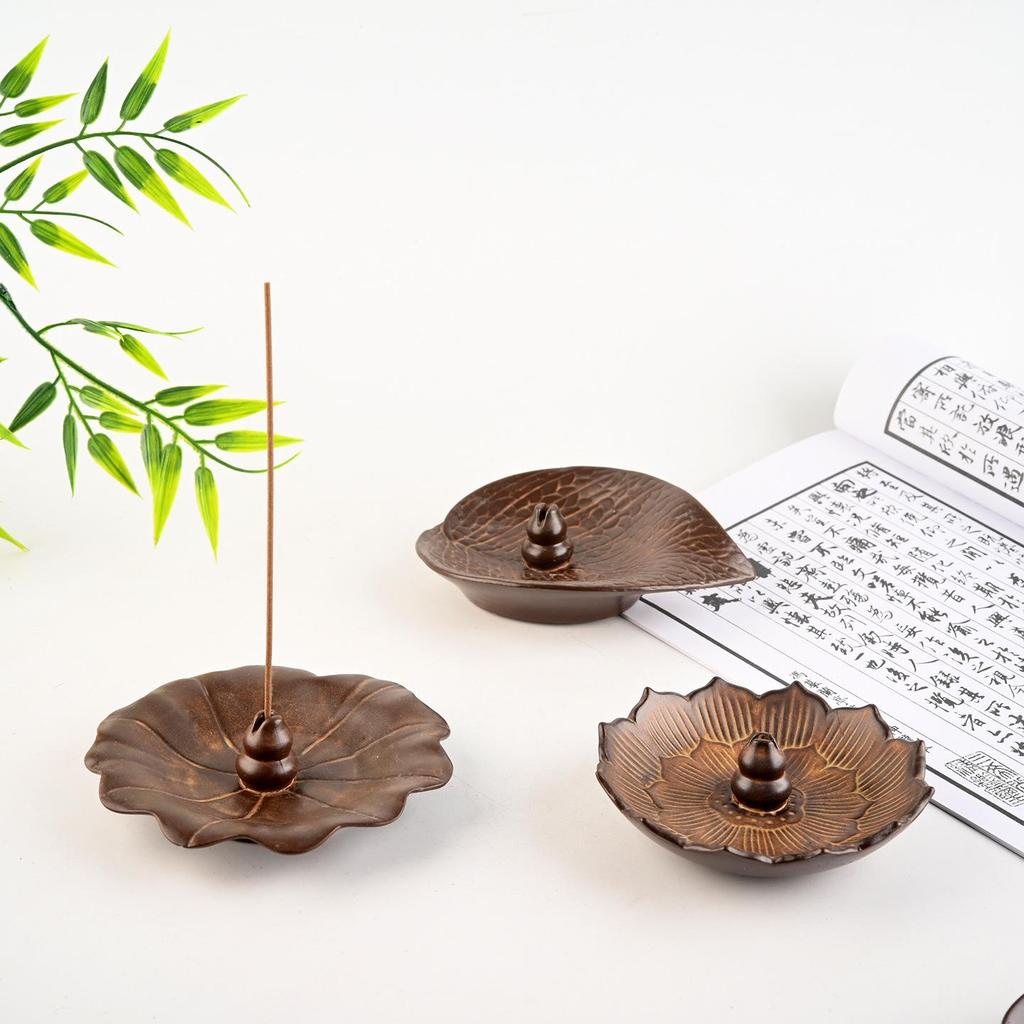 Lotus Leaf Incense Holder: Ash-Free Base for Sandalwood and Agarwood Incense