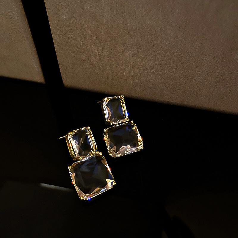Simple transparent square crystal earrings Internet celebrity stud earrings niche design new earrings women