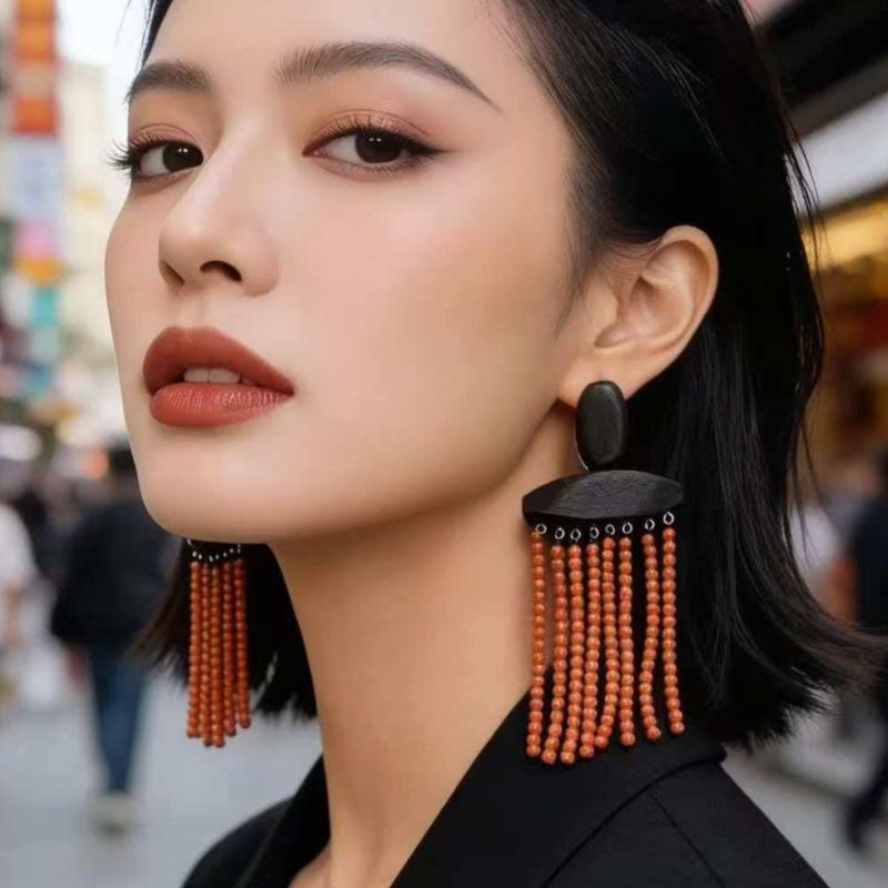 Natural tiger's eye stone series stud earrings for women Maillard exquisite retro earrings niche light luxury high-end temperament earrings