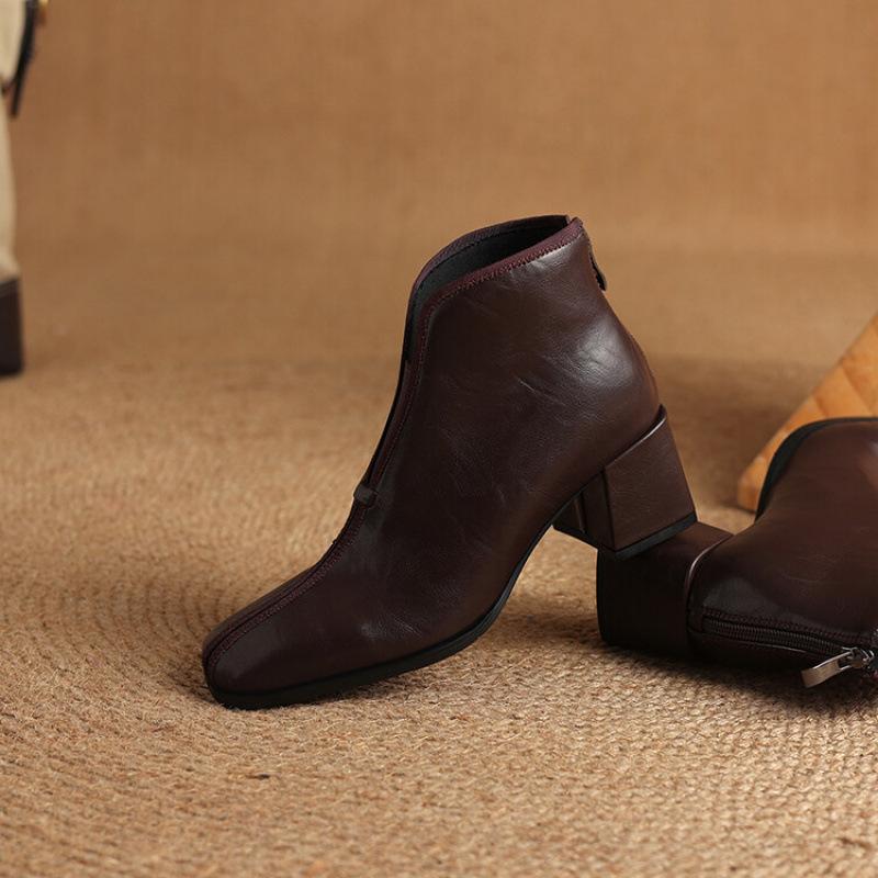 Autumn and winter Korean version large size medium tube boots women's high heel new rear zipper rubber sole women's boots square head fashion boots