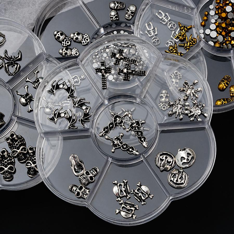 7-Compartment Plum Blossom Box: 3D Nail Art Metal Bow & Butterfly Rhinestones