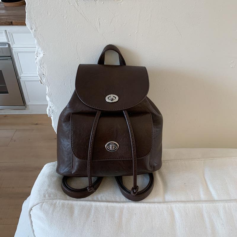 Retro Backpack Women's Fashion Leisure Niche Student Class Bag High Value Bucket Bag Travel Small Backpack