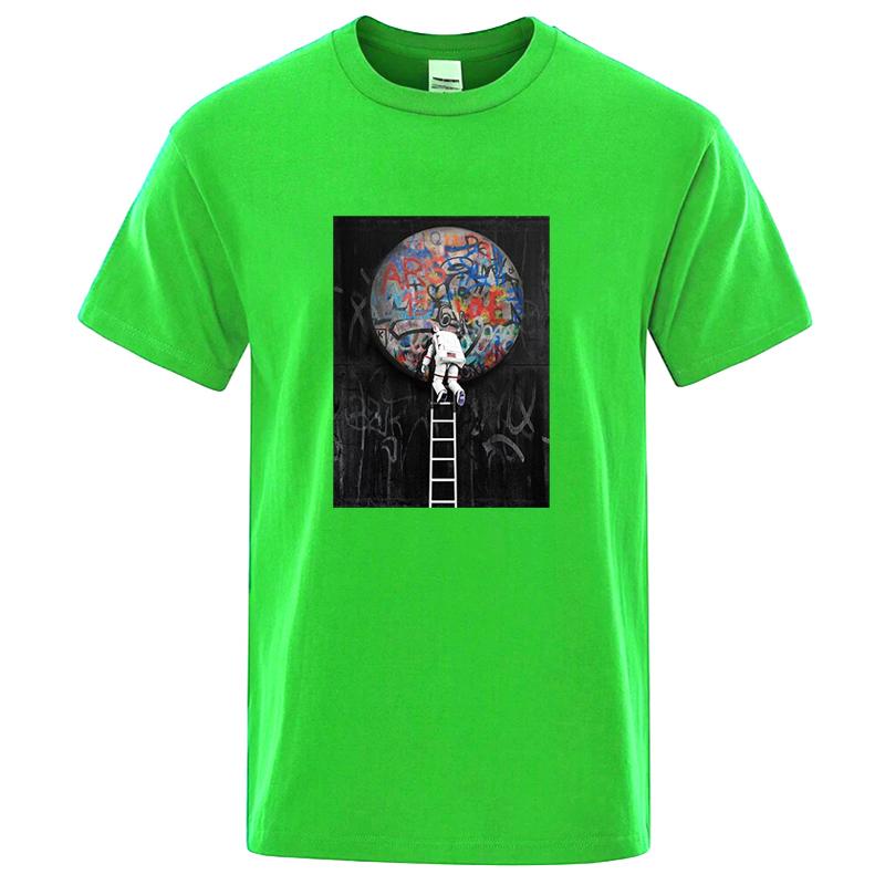 Summer Mens Tshirt High Quality 100 Cotton Funny Astronaut Design Print Casual Loose Cool Men Oneck for Men Tshirt Tee