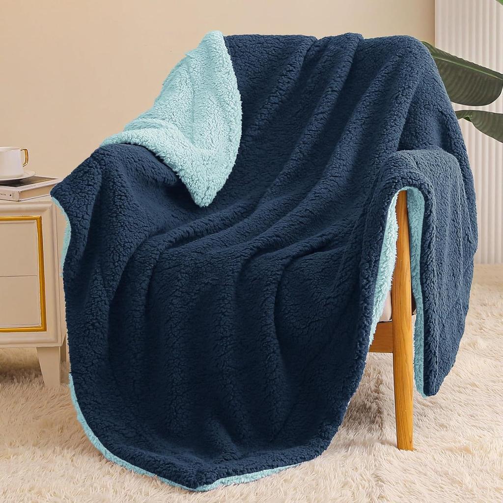 Double-Layer 100% Polyester Eco-Friendly Luxury Lamb Flannel Sherpa Blanket Winter Solid Color Thick Knitted Quilt
