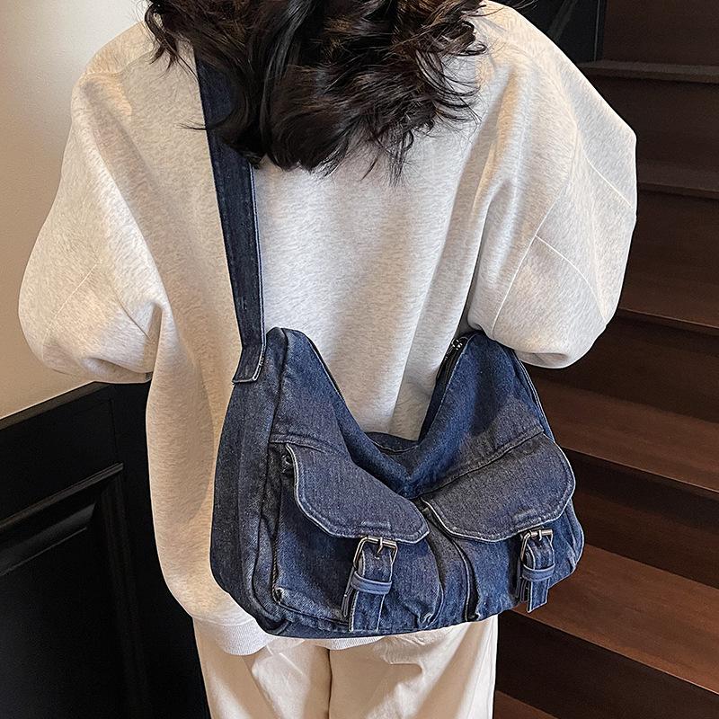 2025 spring new messenger bag women's Japanese large-capacity functional retro denim bag college student class backpack