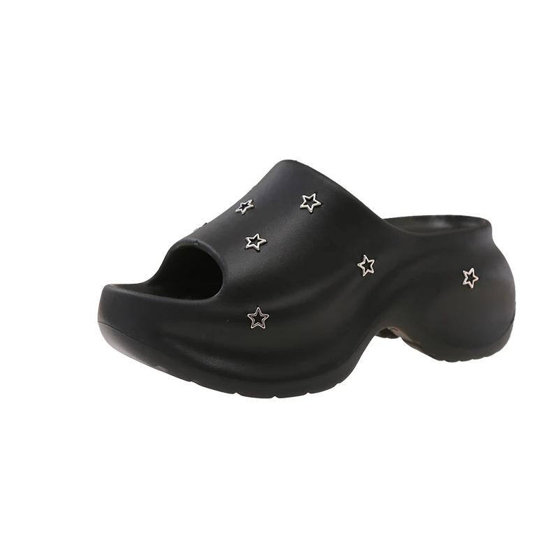 Fashion Niche Star 2025 Summer New Casual Flip-Flops Fashion and Versatile Platform Heightening Lightweight Women's Outside Sandals