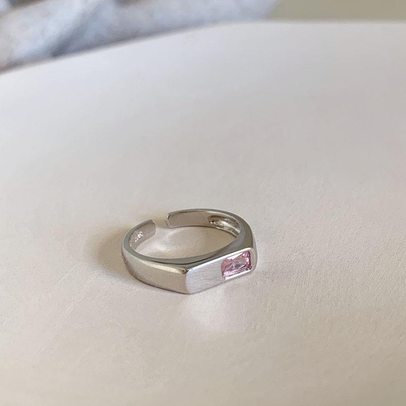 Copper Shaped Heart Adjustable Ring For Women With Vibrant Colorful Zircon Stones Design