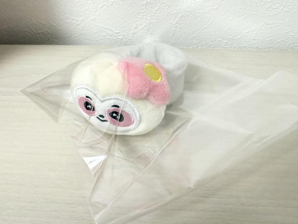 [USED] NiziU Ayaka That Snap Band (Wristband)