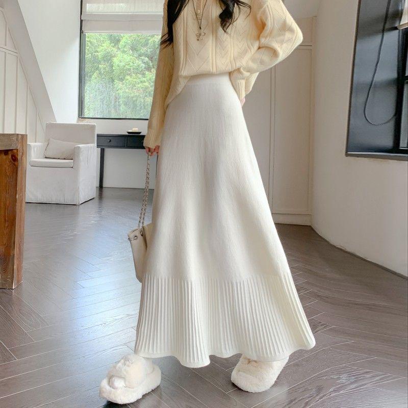 High Waist Autumn/Winter Pleated A-line Knit Skirt with Slimming Design