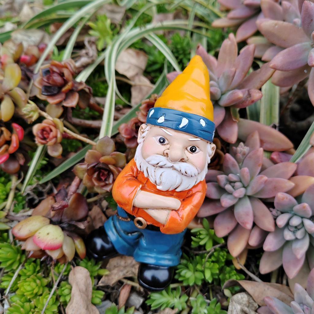 Dwarf Garden Ornaments White Beard Old Man Statue Resin Funny Lawn Ornaments and Statues Gnomes