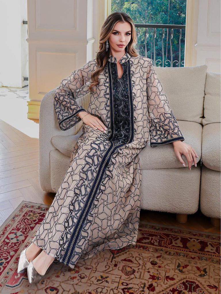 Elegant Middle Eastern Embroidered Long-Sleeve Abaya Evening Dress