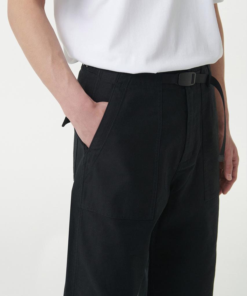 MUSINSA STANDARD Back Satin Wide Belted Fatigue Pants [Black]