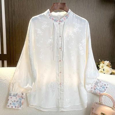 Fashionable White Embroidery Retro Shirt with Chinese-style Button for Women's Spring Wear