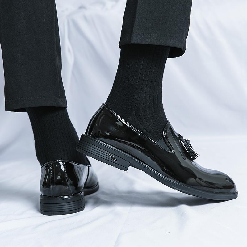 Men's Loafers Luxury Brand Patent Leather Casual Shoes Tassels Wedding Business Dress Shoes Large Size Men Formal Shoes Mocassin