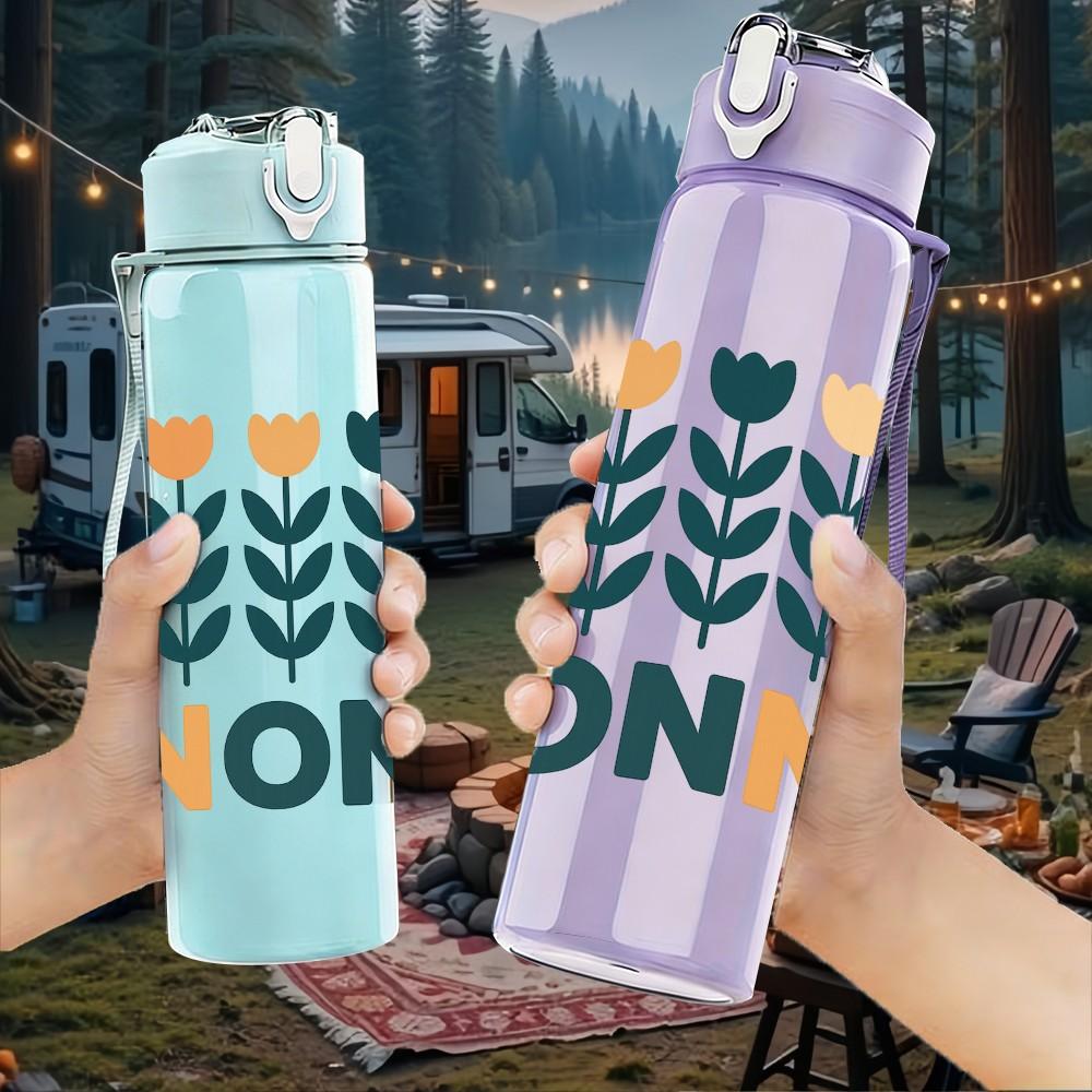 1PC Nonna Leaf Letter Art Frame 750ml Color Plastic Sports Water Bottle Leakproof Flip Straw Lid Suitable for Sports Office Home Use