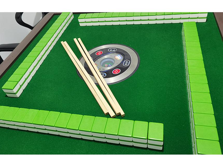 Solid Wood Mahjong Ruler and Card Arranger - Mini Taiwan Mahjong Stick and Nan Bamboo Ruler Set