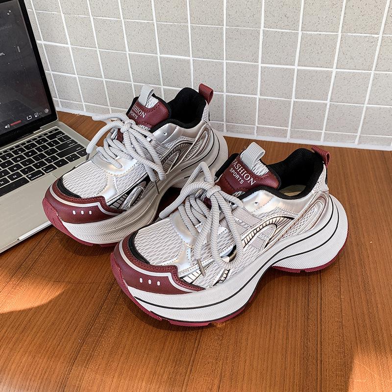 

Silver muffin dad shoes women s feet are small 2025 new spring and autumn new thick-soled height-increasing versatile casual sports shoes 35 красный