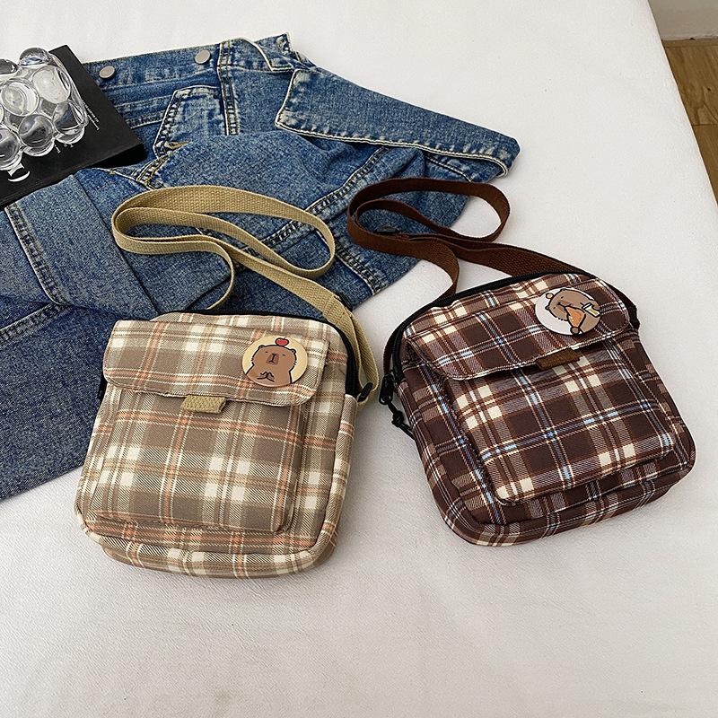 Retro plaid small schoolbag female ins Mori 2 junior high school students Korean version college student casual shoulder messenger bag