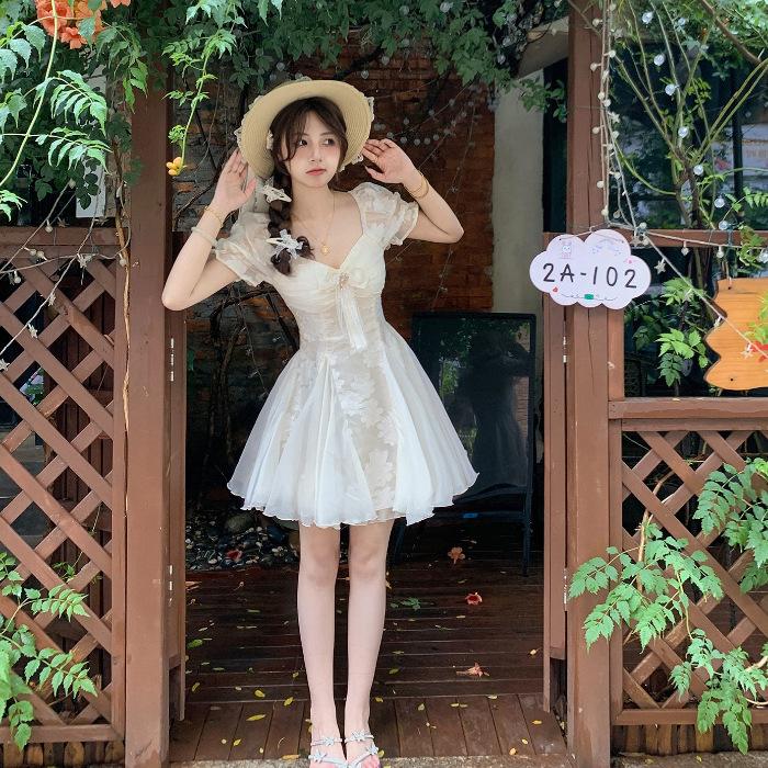 

French first love mesh stitching white moonlight dress women s summer beauty on the run princess dress waist skirt XL