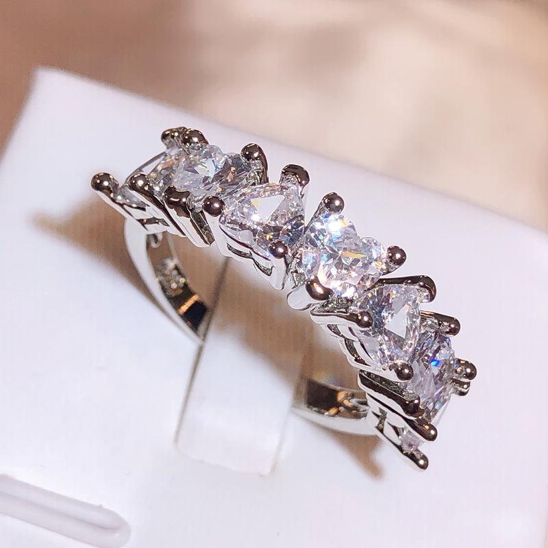 2022 New Heart-shaped Row Of Diamonds Wedding Ring Micro Paved Cubic Zirconia Daily Collocation Girls Ring Statement Jewelry
