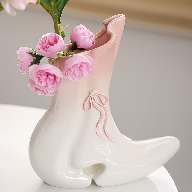 European Style Ceramic Shoes Vase Abstract Art Ornaments Senior Living Room Dining Table Hydroponic Vase Ceramic Home Decoration