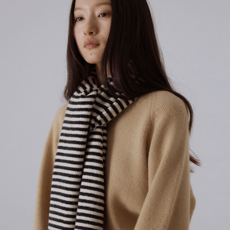 SILN Linea stripe knit muffler (CREAM/BLACK)