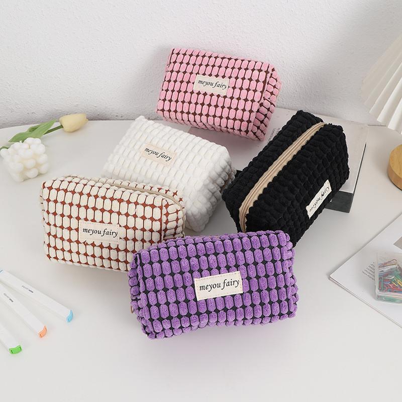 French Garden Makeup Bag With Polyester Material For Girls Travel And Storage