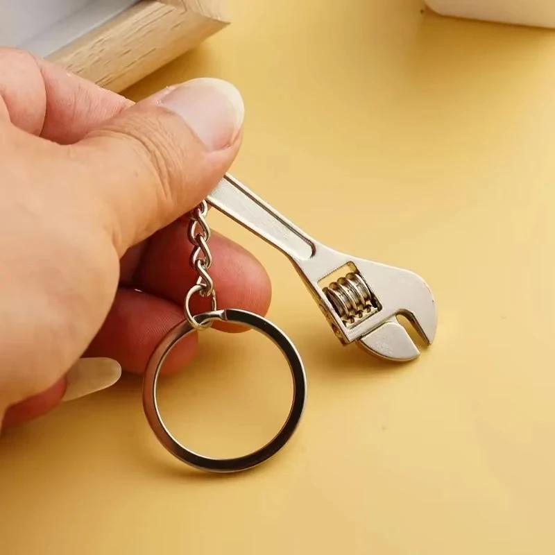1PC Multifunction Mini Wrench Mini Open-end Wrench Portable Hand Tool Jaw Spanner Key Chain Shifting Spanner Tool
