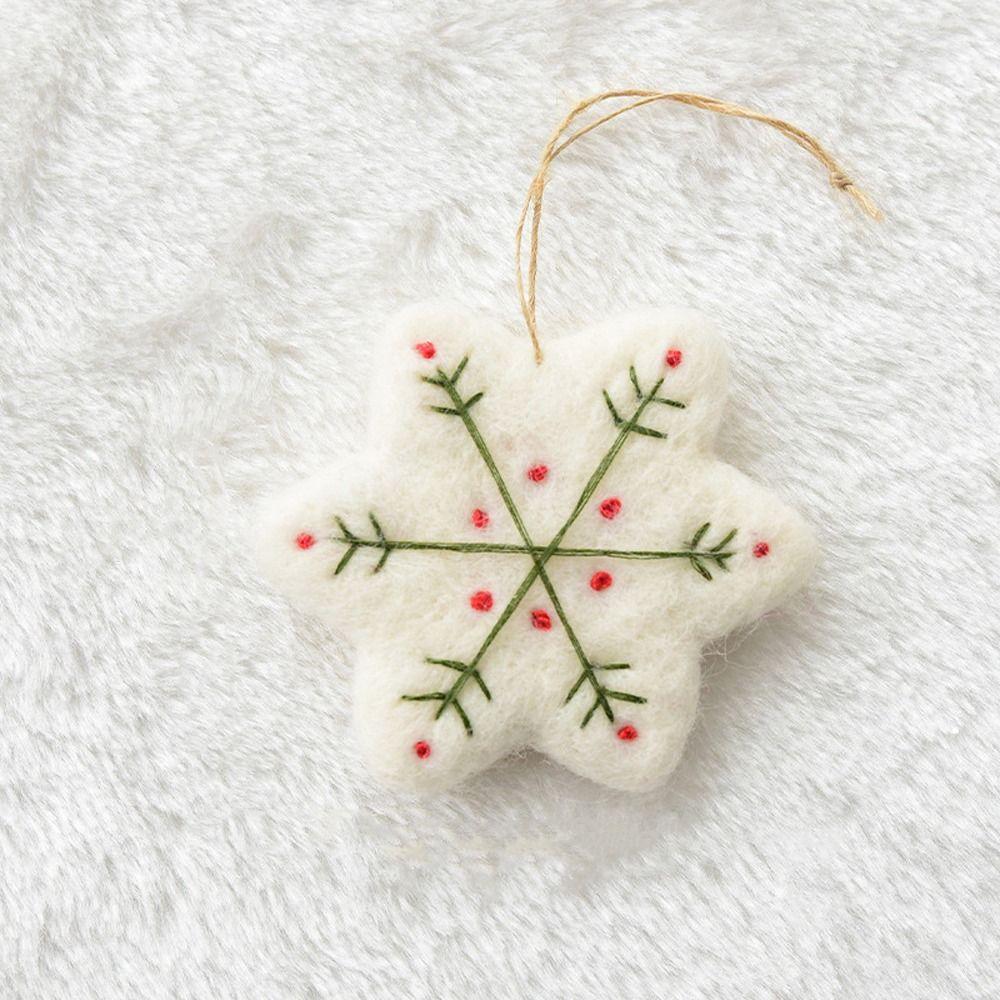 Cute Christmas Felt Snowflake Pendant Pentagon Soft Heart Snowflake Tree Ornament Exquisite Christmas Tree