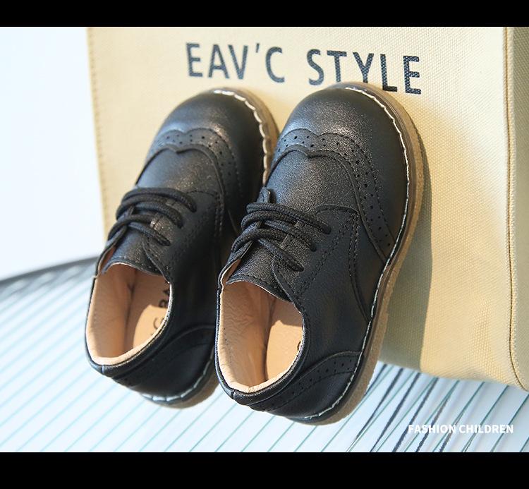 Boys' Soft Sole Leather Retro Brogue Shoes with Laces – Spring/Autumn Style