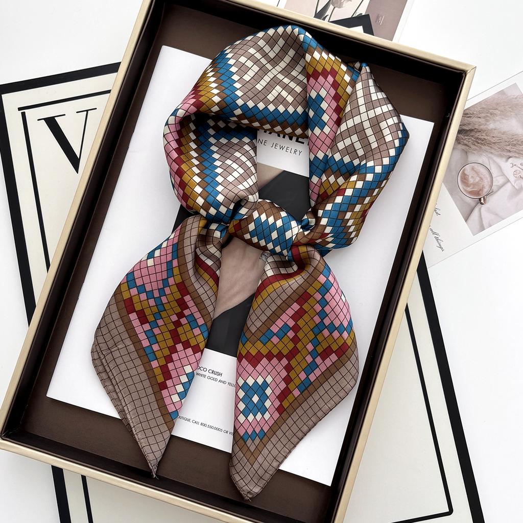 Luxury  Leopard Print Square Scarf Women'S Imitation Silk Scarf Casual Versatile Decoration Small Neck Scarf 70Cmx70Cm