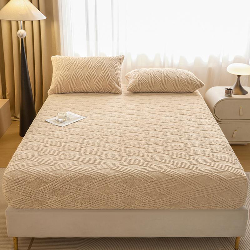 2025Winter Taffeta Fleece Bed Sheet Simple Single Piece Warm Coral Fleece Thickened Flannel Protector Non-Slip Bed Cover