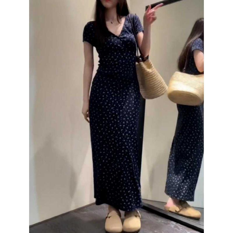 

Women s Elegant Korean-Style Bodycon Dress - Dark Blue Floral, Short-Sleeve, Crew Neck, Long Skirt Large