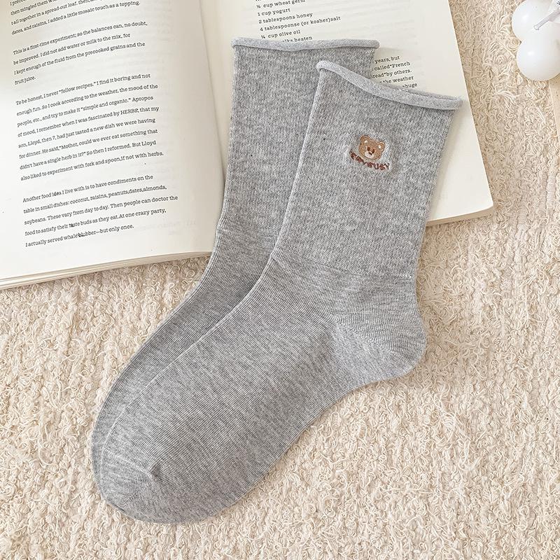 2025 Spring/Fall Women's Mid-Calf Cartoon Bear Pile Socks - Retro College Style, Warm and Rolled Edge