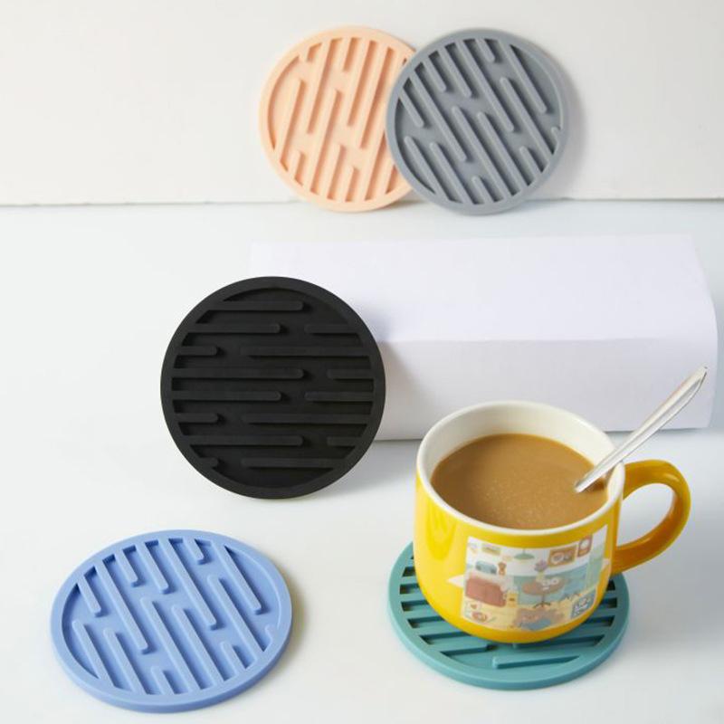 Lebensmittelechter Silikon-Tassenuntersetzer Silikon-Untersetzer Tassenunterlage Rutschfeste Isolierunterlage Tassenmatte Halter für heiße Getränke Haushaltsküchenzubehör