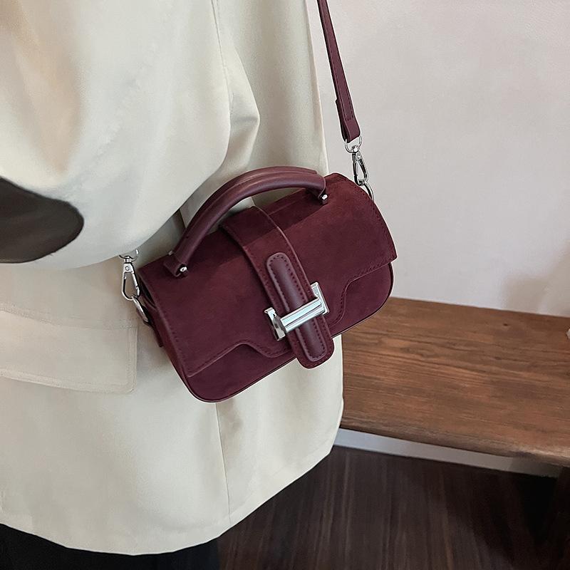Fashion texture versatile small bag women's 2025 new autumn shoulder high-end messenger bag popular small square bag
