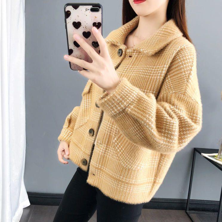 Trendy kostkovaný cardigan kabát s kapsami pro drobné ženy, teplý a stylový, ideální na podzim a zimu