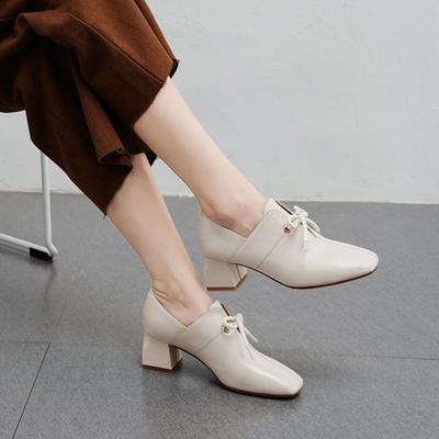 Décolleté da Donna con Cinturini Tacco Blocco Tacchi Quadrati Pelle di Media Lusso Mocassini Chunky Casual Scarpe da Donna Scarpa Nera Un Giovane