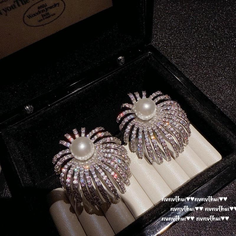 Vintage Floral Drop Earrings With Cubic Zirconia Pearl Beads Post Retro Bohemian Jewelry Women