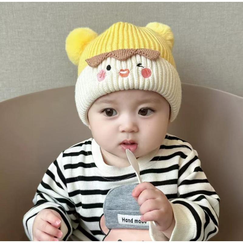 Baby hat autumn and winter cute hairball pullover hat infant knitted wool hat thickened ear protection trend