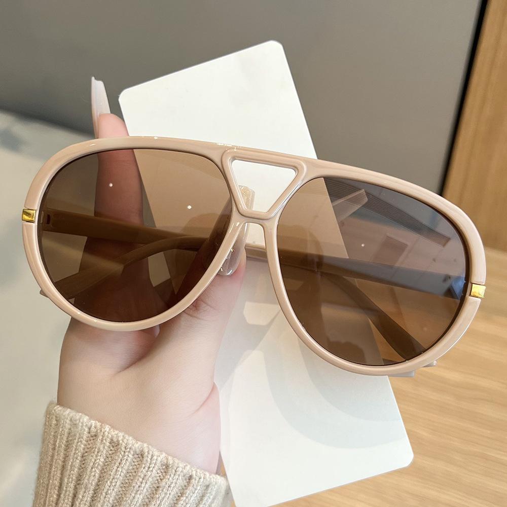 Pilot Shape Woman Sunglasses European American Style UV Protection Outdoor Sun Glasses Holiday Travelling Ladies Sunglass