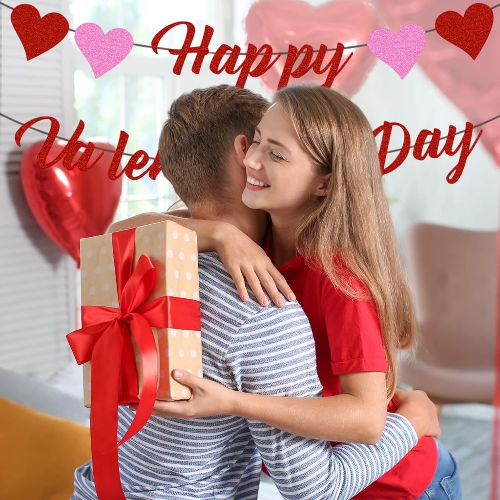 Valentine's Day Party Decorations, BE Heart,Shaped Garland Set