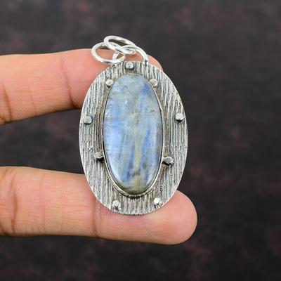 Ciondolo in cianite, gioielli fatti a mano, ciondolo in argento sterling 925, gioielli con pietre preziose originali, ciondolo antico, regalo per un amico, gioielli dal design unico