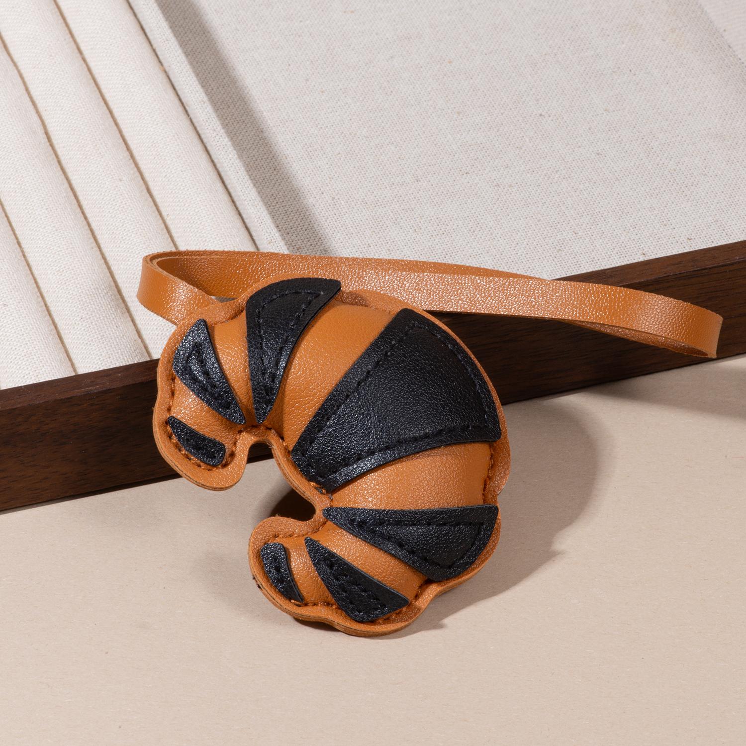 Handmade Leather Croissant Women s Bag Charm Keychain - Cute Food Backpack Pendant Couple Friend Jewelry Gift