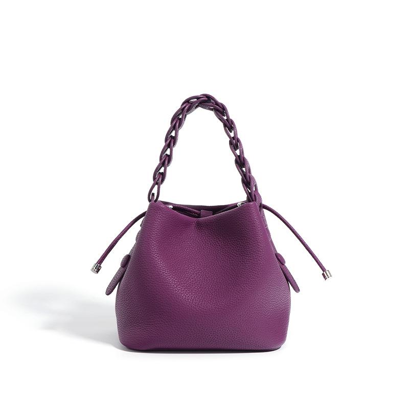 Calfskin leather messenger bag women's bucket bag commuter office worker niche high-end sense new women's handbag