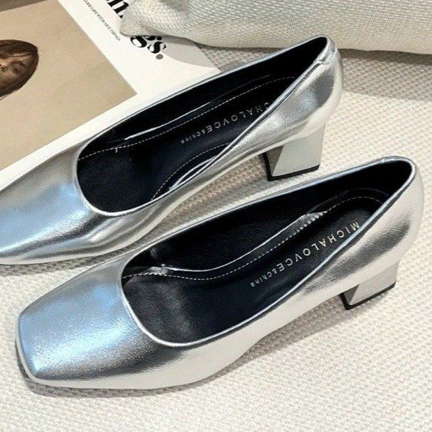 Temperament retro silver thick heel square head high heels women's 2025 new soft leather soft sole commuter shoes are not tired