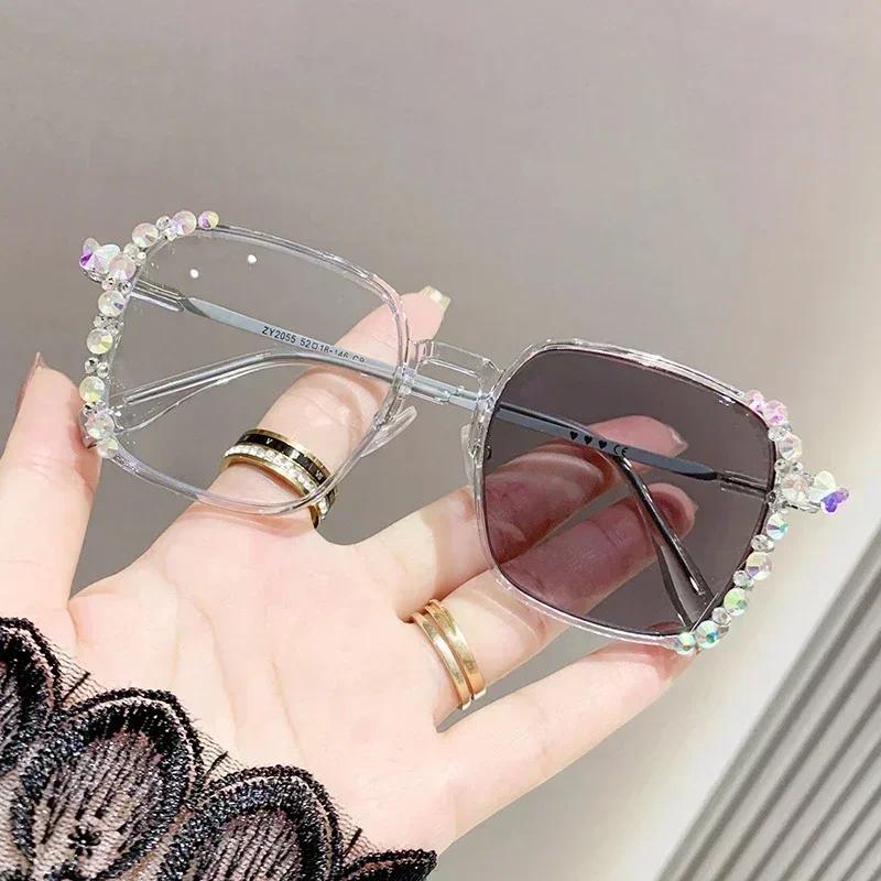 Trendy Luxury Diamond Style Photochromic Myopia Glasses Anti Blue Light Women'S Ultra Light Large Frame Style Diopter To -4.0