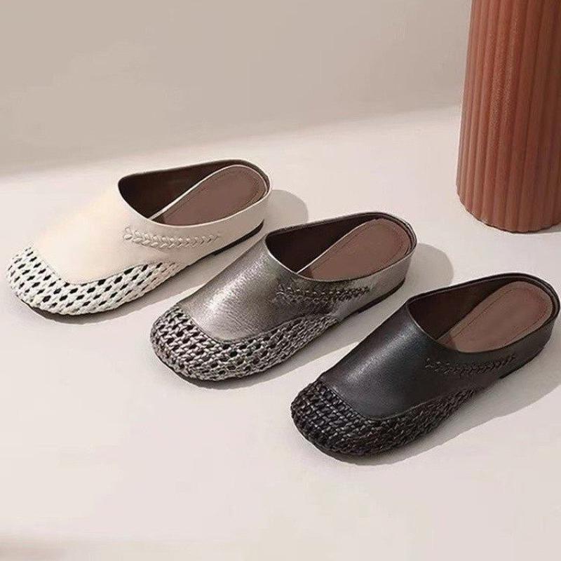 2025 NEW Crystal Flats Slippers Women Beach Trend Shoes Women Luxury Slippers Lightweight Casual Sandals Women