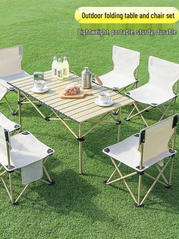 Portable Lightweight Outdoor Folding Table for Camping, Picnics, Barbecues, and Field Tours.
