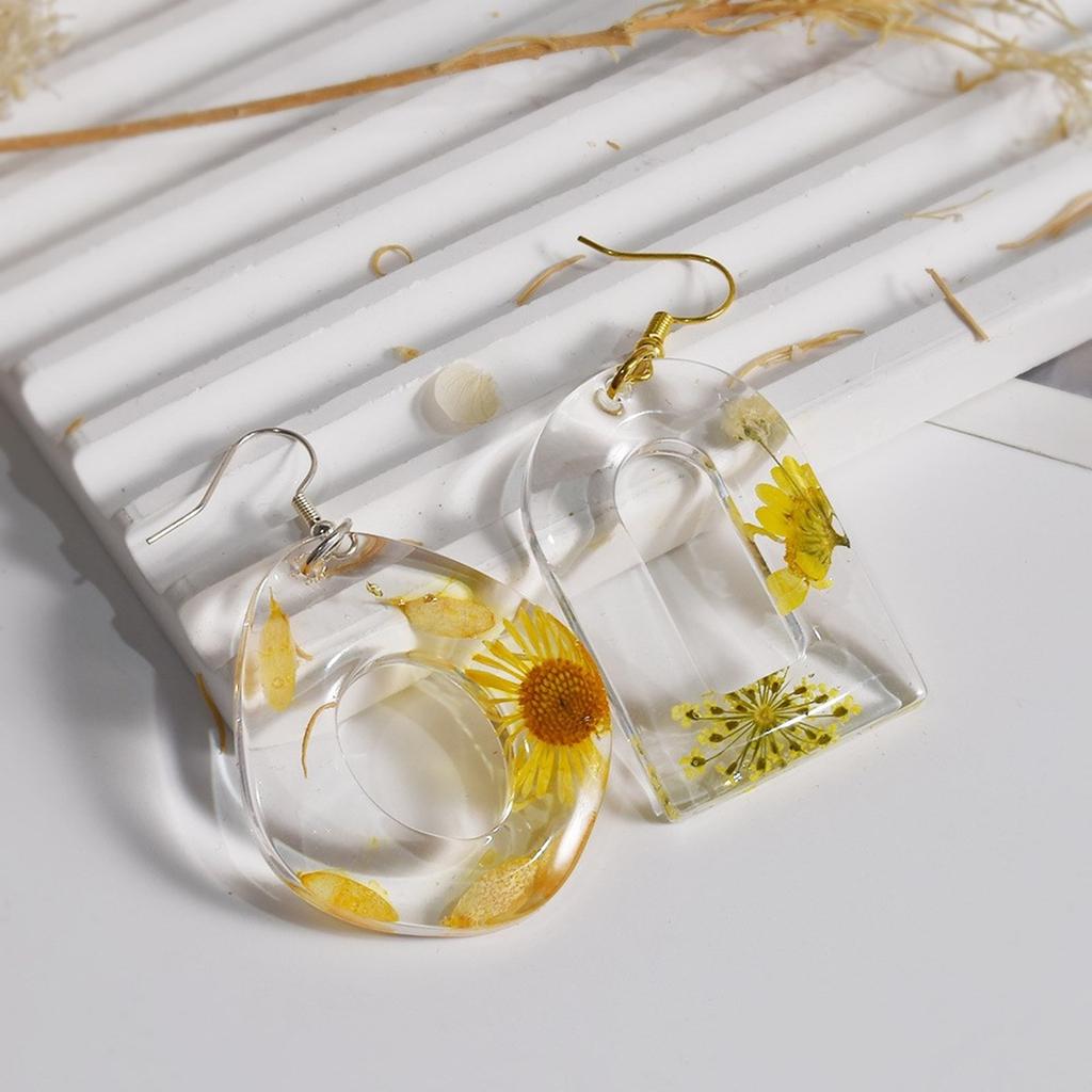 Versatile Epoxy Resin Mold for Necklace Key Chain Pendants Trendy Round and Geometric Shaped Accessories Making Moulds